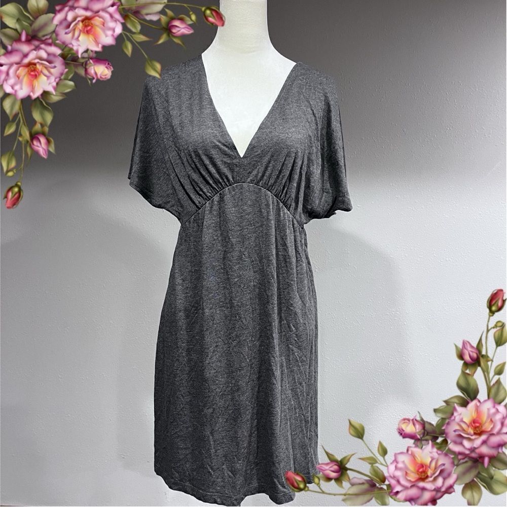Old Navy casual grey‎ v-neck mini dress